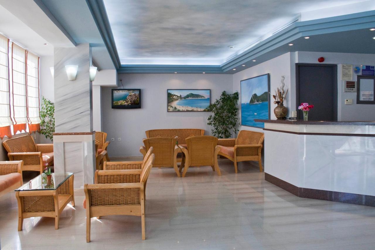 Hotel Serenity Толон Экстерьер фото