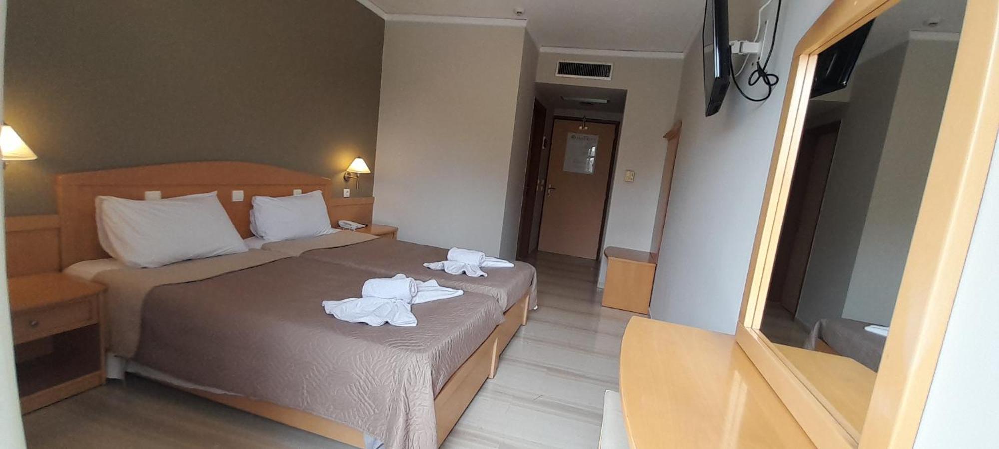 Hotel Serenity Толон Экстерьер фото