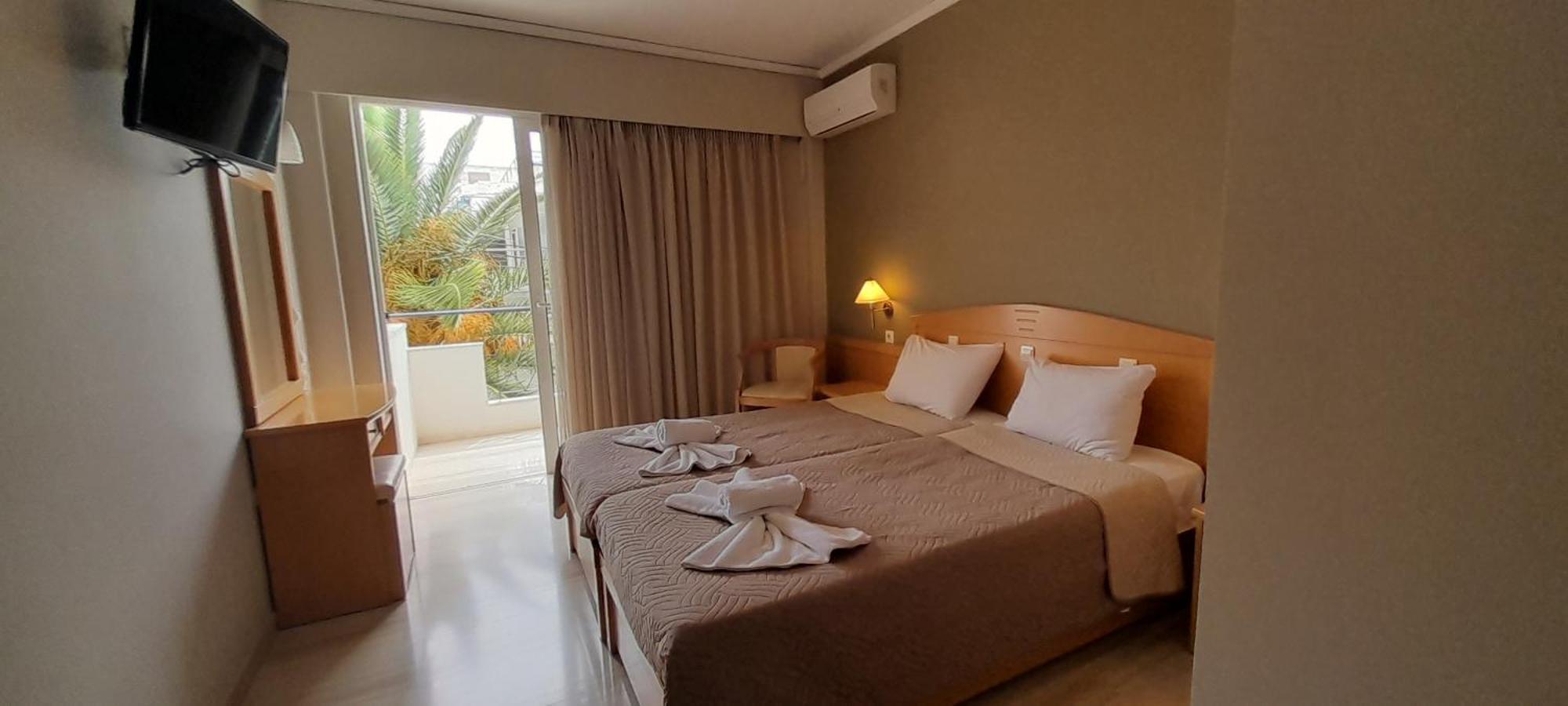 Hotel Serenity Толон Экстерьер фото